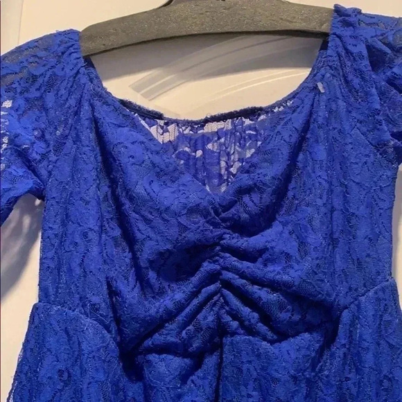 Royal Blue Lace Maxi Dress - Picture 4 of 5